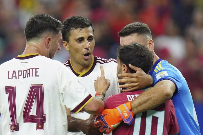 Rodri le pidió disculpas a Bernardo Silva tras el final de España vs. Portugal