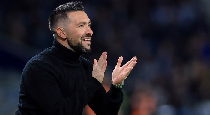 Farioli diz que o FC Porto "começa do zero" na defesa do título nacional