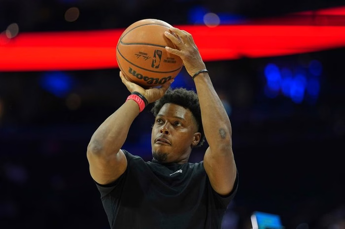 NBA legend makes good on his promise as he signs one-day contract