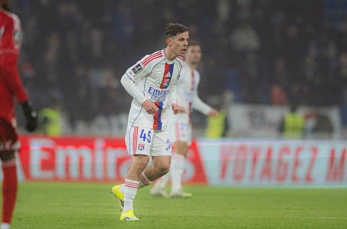 Pour sa reprise, l'OL l'emporte grâce à sa jeunesse face à Mâcon