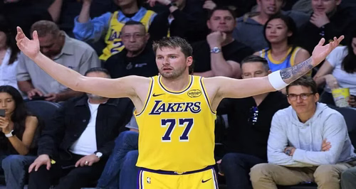 NBA : les Lakers préparent une surprise de taille pour aider Luka Doncic à conquérir le titre