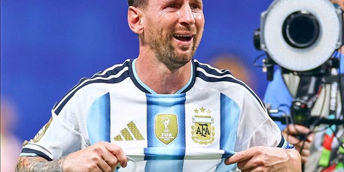"Der beste Spieler der Geschichte": Messi trägt Argentinien ins Viertelfinale