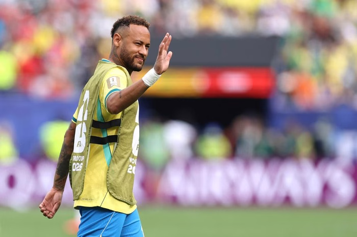 Neymar, il Mondiale è stato amaro: quale sarà il suo futuro? Spunta l'ipotesi del ritiro!
