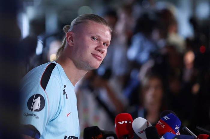 Enfrentar a Inglaterra na Copa do Mundo será "especial", admite Haaland