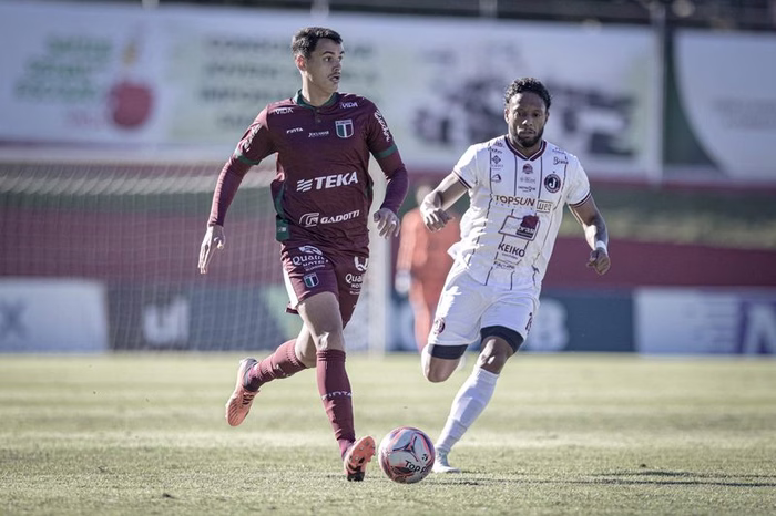 Blumenau x Juventus: BEC empata no fim e se complica na Série B