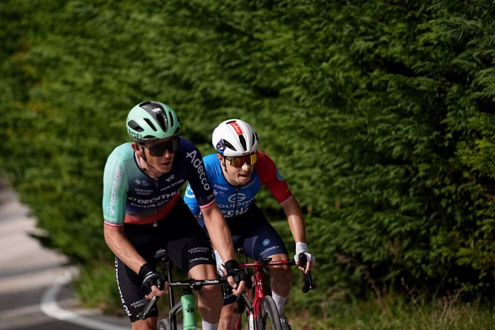 Giro d’Austria 2026, Gregor Mühlberger firma il bis nella seconda tappa e scappa nella generale