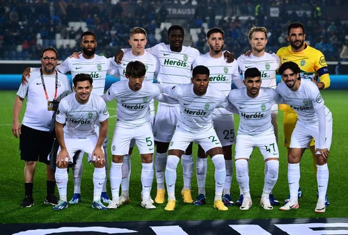 Experienced midfielder has interest from Leeds and Ligue 1 – but will wait and see