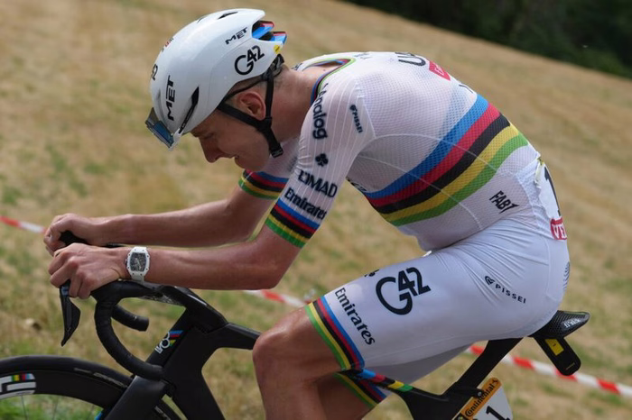 Ordine d’arrivo Tour de France 2026, sesta tappa: Pogacar annichilisce i rivali sul Tourmalet e mette le mani sul Tour