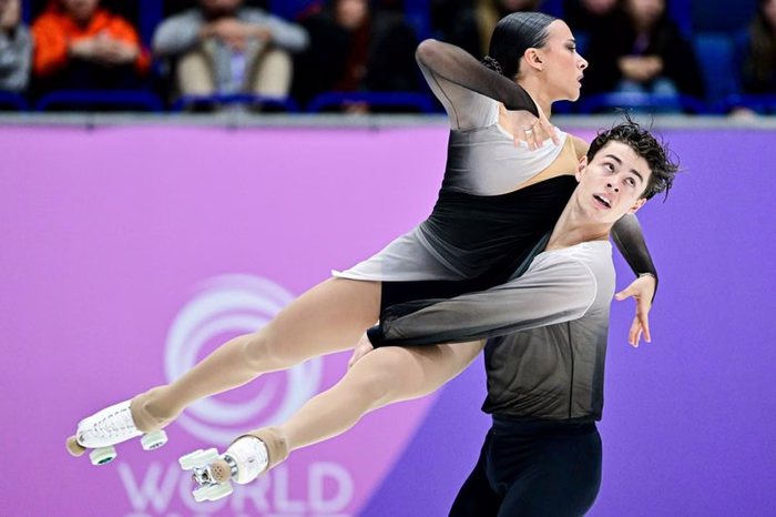 Pattinaggio artistico a rotelle: Sasso-Altieri Degrassi incantano Rimini e si confermano Campioni d’Italia nella danza