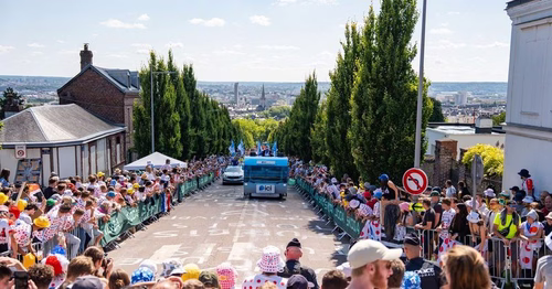 Embarquez avec ICI Bourgogne sur le char ICI dans la caravane du Tour de France Femmes les 4 et 5 août