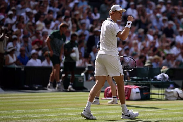 Jannik Sinner derrotó a Novak Djokovic y va por el título en Wimbledon