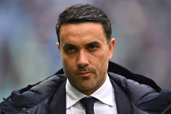 Strasburgo, sfuma l’arrivo di Palladino in panchina: il nuovo allenatore sarà Hugo Oliveira