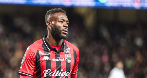 Ligue 2 : Abdel Hbouch quitte Annecy, Guingamp officialise le départ de Mafouta