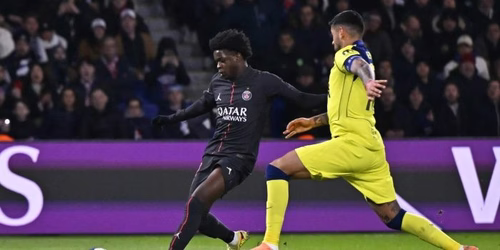 Quentin Ndjantou et sa joie de gagner la C1 avec le PSG