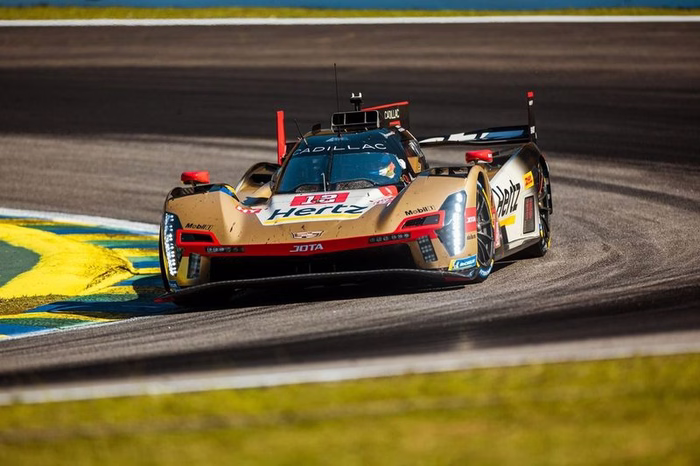 WEC: Cadillac pole em SP, Derani 12º e Farfus 9º na LMGT3
