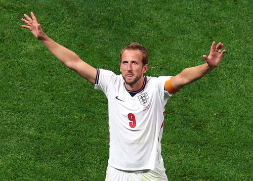 Harry Kane prioriza título da Copa do Mundo à Bola de Ouro