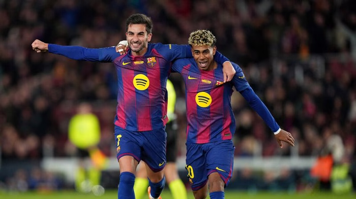 Transfer-Hammer wegen Adeyemi? Barça-Star mit PSG einig