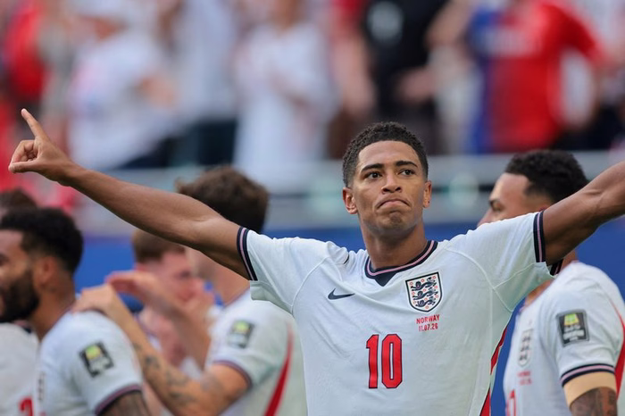 De lesões e vaias à redenção na Copa: Bellingham decide para Inglaterra e ressurge em 2026