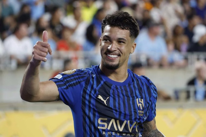 Ex-Santos, Marcos Leonardo encaminha ida ao Ajax, da Holanda