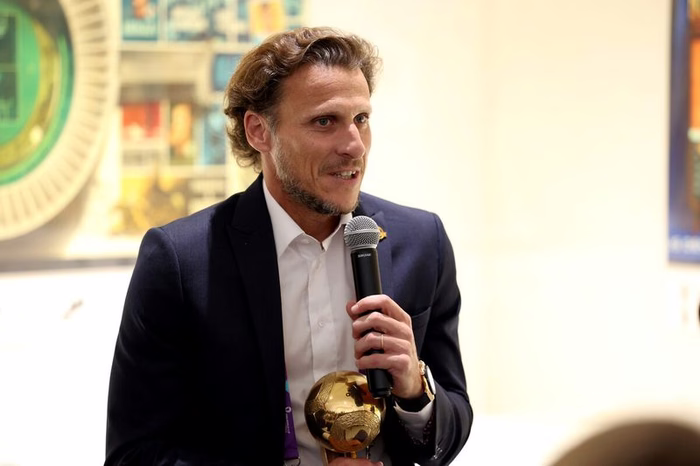 💥 L’Uruguay riparte dalla sua leggenda: Diego Forlan sarà il CT