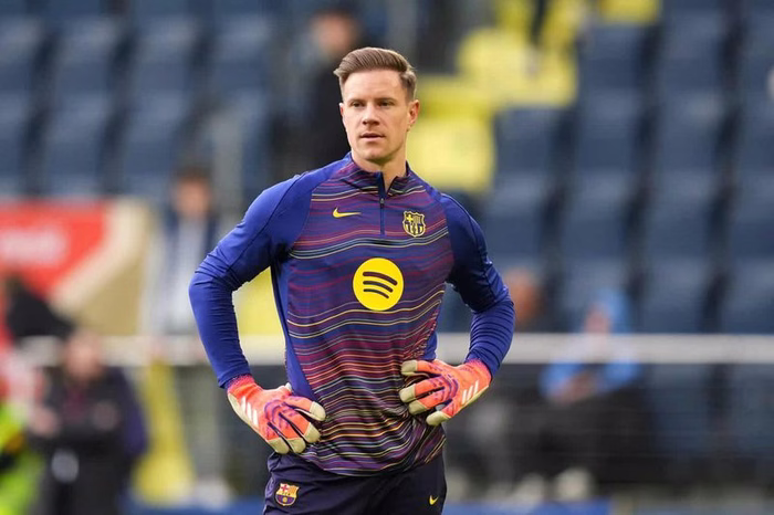 Ajax wird ungeduldig: Woran hakt es bei ter Stegen?