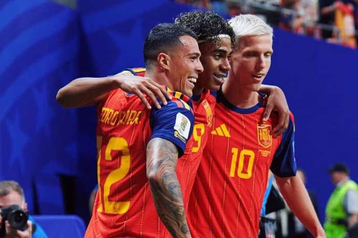 La Spagna è la prima finalista del Mondiale! Francia battuta 2