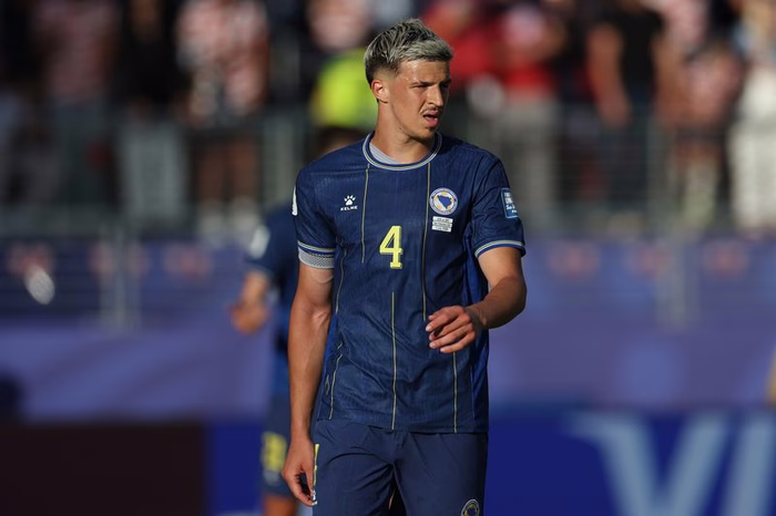 Juventus, sfuma Muharemovic? Il Leeds conta di chiudere l'affare: la volontà del giocatore