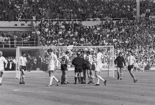 Messi gegen Bellingham: Das WM-Halbfinale mit 40 Jahren Geschichte – England vs. Argentinien