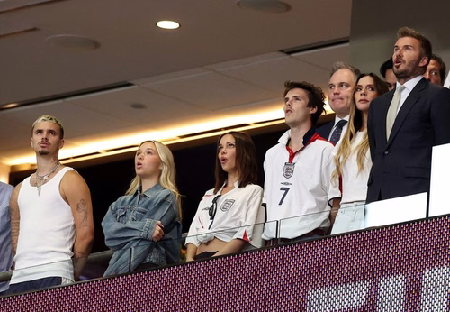 Semifinal entre Inglaterra e Argentina reúne celebridades em Atlanta