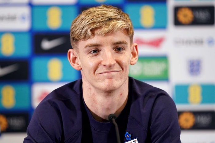 Anthony Gordon reveals why he chose England over Scotland