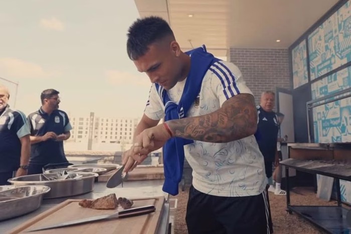La selección argentina mostró la intimidad del “asado cábala” en la previa contra Inglaterra por las semifinales