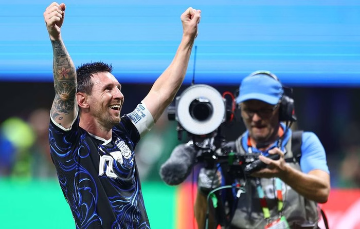 EN DIRECT Coupe du monde 2026 : L’Angleterre « a perdu le match toute seule »... Tuchel pas menacé malgré le fiasco... Suivez la journée avec nous…