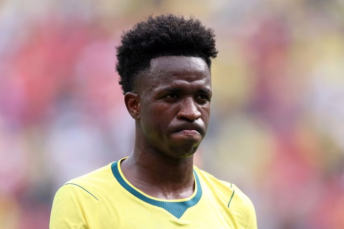 Vinícius, in bilico il suo futuro! Il Real Madrid potrebbe cederlo!