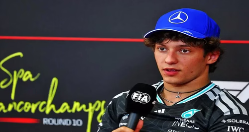F1 : Mercedes sort les grands moyens pour relancer Kimi Antonelli