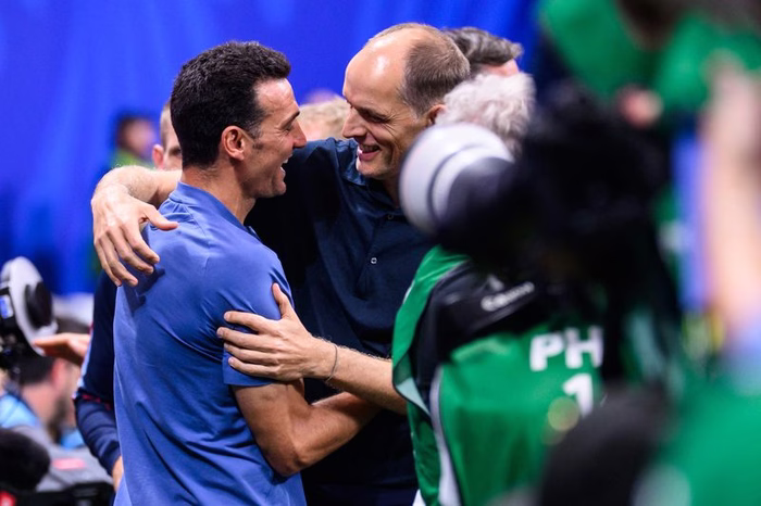 Argentina x Inglaterra: Scaloni se surpreendeu com recuo de Tuchel