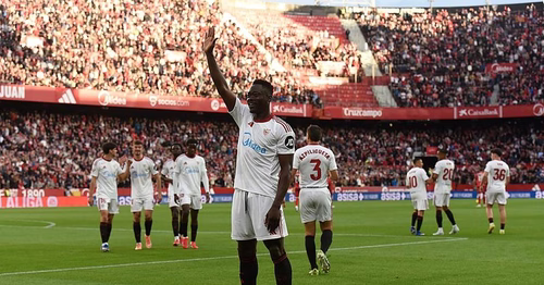 El acuerdo final Akor-Venezia, el último obstáculo en la venta del delantero