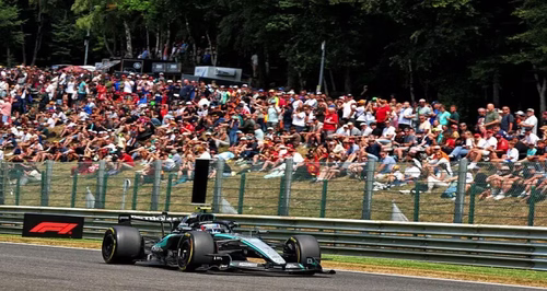 GP de Belgique : Kimi Antonelli craque à la radio après un incident avec Carlos Sainz