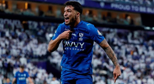 Ex-Benfica Marcos Leonardo assina pelo Ajax por cinco épocas