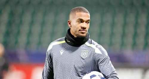 Ligue 2 : Nantes fixe la hiérarchie des gardiens, Téji Savanier ciblé à Chypre