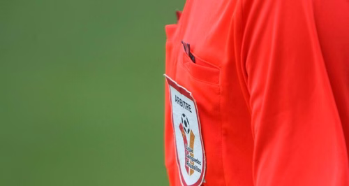 Justice : un arbitre de Ligue 1 bientôt jugé devant le tribunal pour violences conjugales sur son ex-compagne