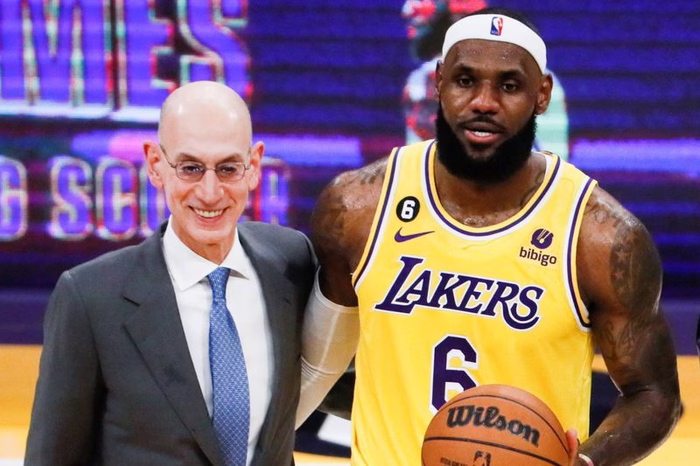 LeBron James tiene paralizada la NBA: no habrá calendario sin saber dónde va a jugar