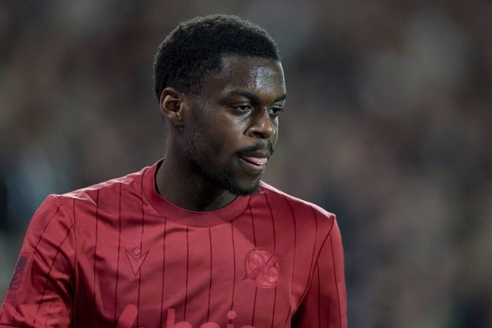 Wird sich Bayern noch ärgern? Frankfurt schielt auf Mega-Deal mit Aseko