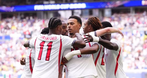 Coupe du monde : la France en grande difficulté et largement menée par l’Angleterre à la pause