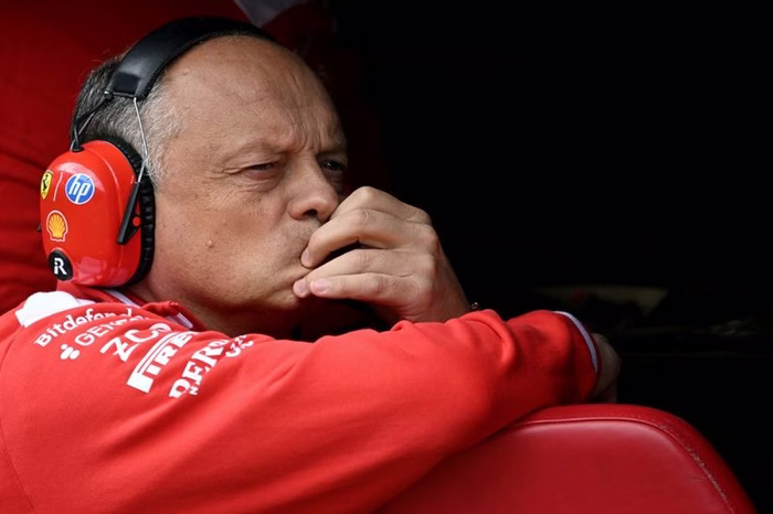 Frederic Vasseur polemizza: “La bandiera gialla finale ha rovinato il giro di Leclerc. Domani potremo fare bene”