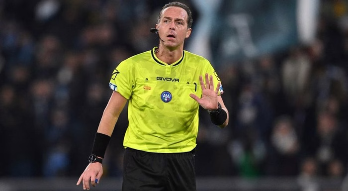 Luca Pairetto e Mehmet Turkmen arbitram Benfica e Sporting de Braga na Europa