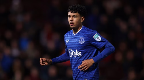 Erst ein Jahr auf Merseyside: PSV will diesen Everton-Linksverteidiger holen