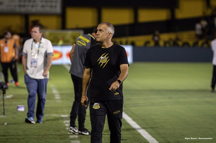 Novorizontino encontra Eduardo Baptista no Jorjão pela primeira vez
