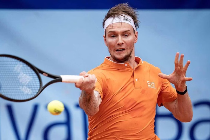 Bublik estreia contra Acosta em Kitzbuhel, Buse avança