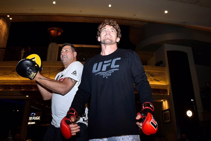 Ben Askren perde luta de despedida após se recuperar de coma