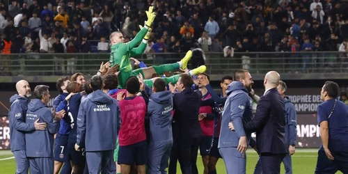 Lucas Chevalier est prêt à regagner sa place au PSG